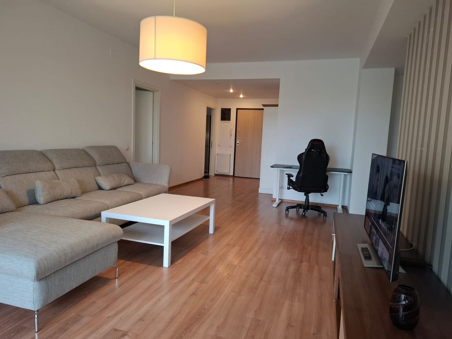 Apartament generos 3 camere , 2 locuri de parcare, Pet friendly | Iancu Nicolae