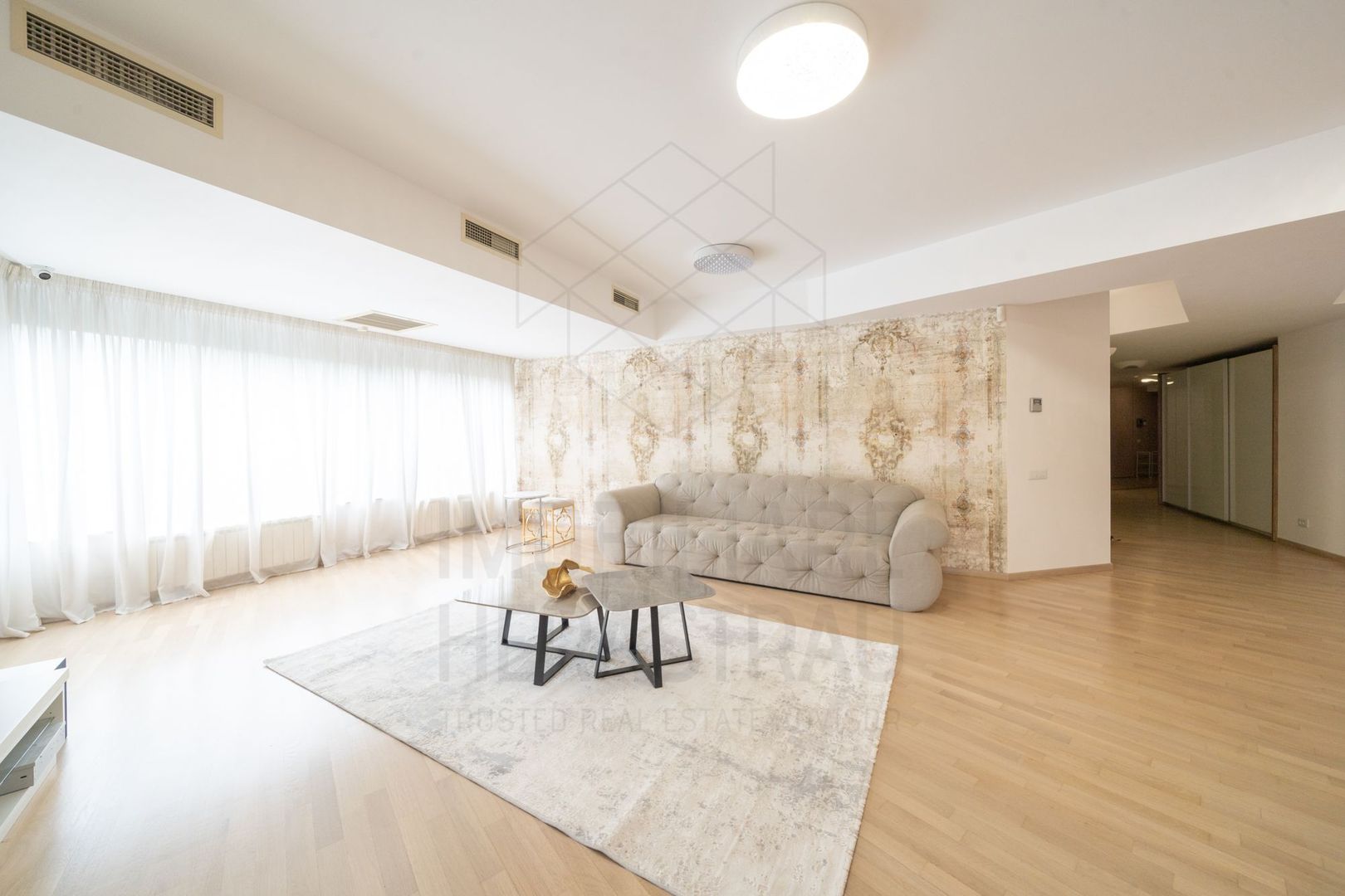 5 room Apartment, Herastrau area