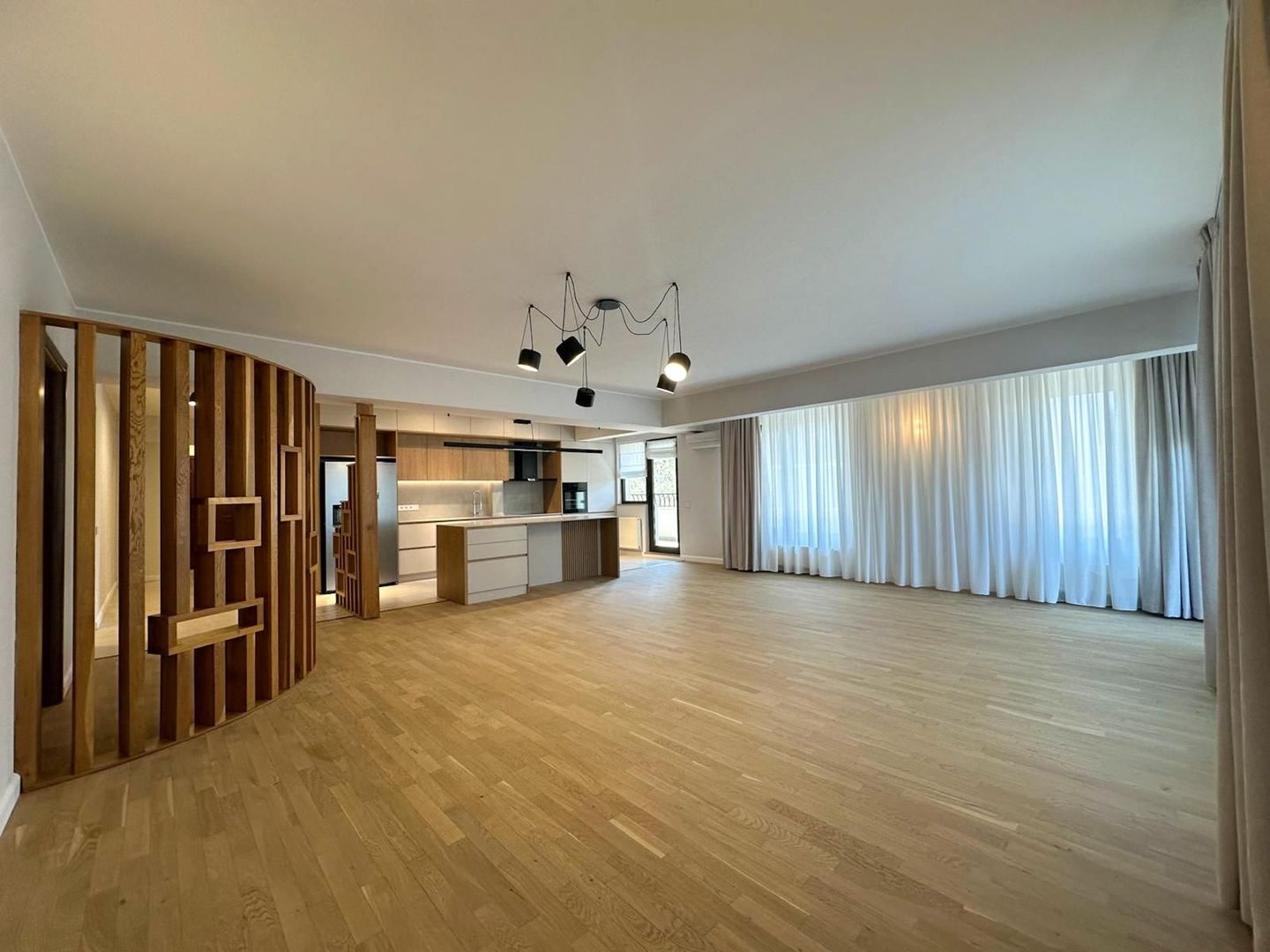 4 room Apartment for rent, Kiseleff area