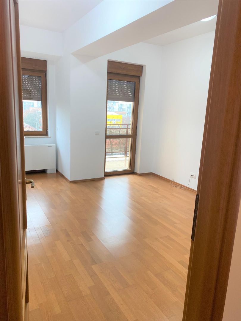 Apartament elegant 3 camere de inchiriat