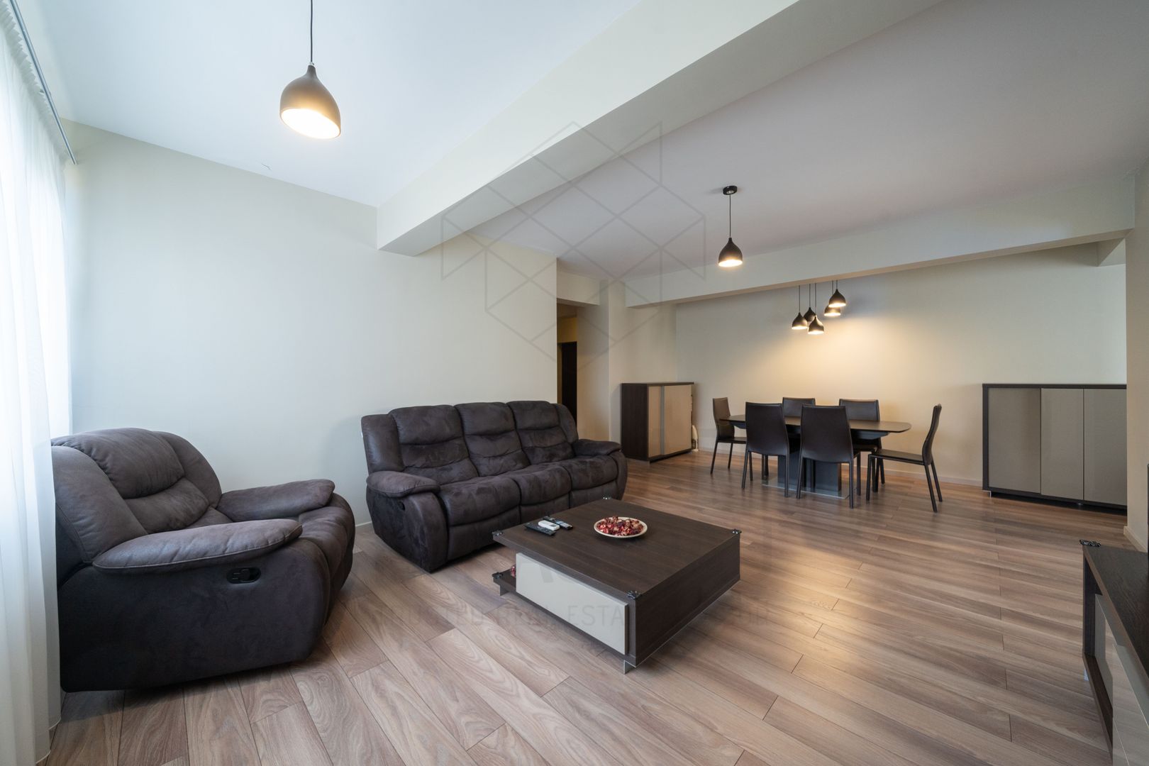 Mandala Suite | Herastrau | 4 camere, parcare si boxa | Centrala proprie
