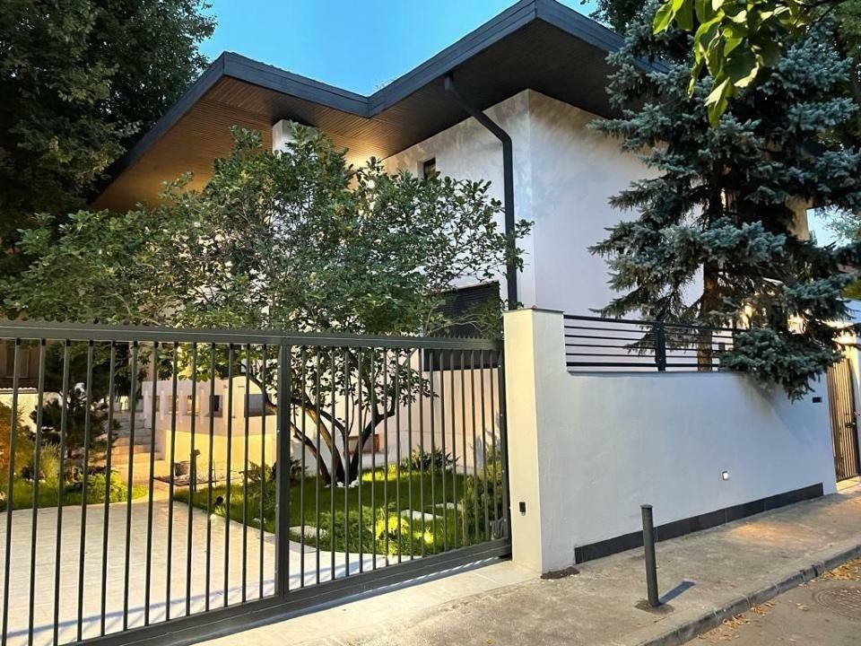 Primaverii | Vila exclusivistă pretabilă Ambasada sau reşedinta