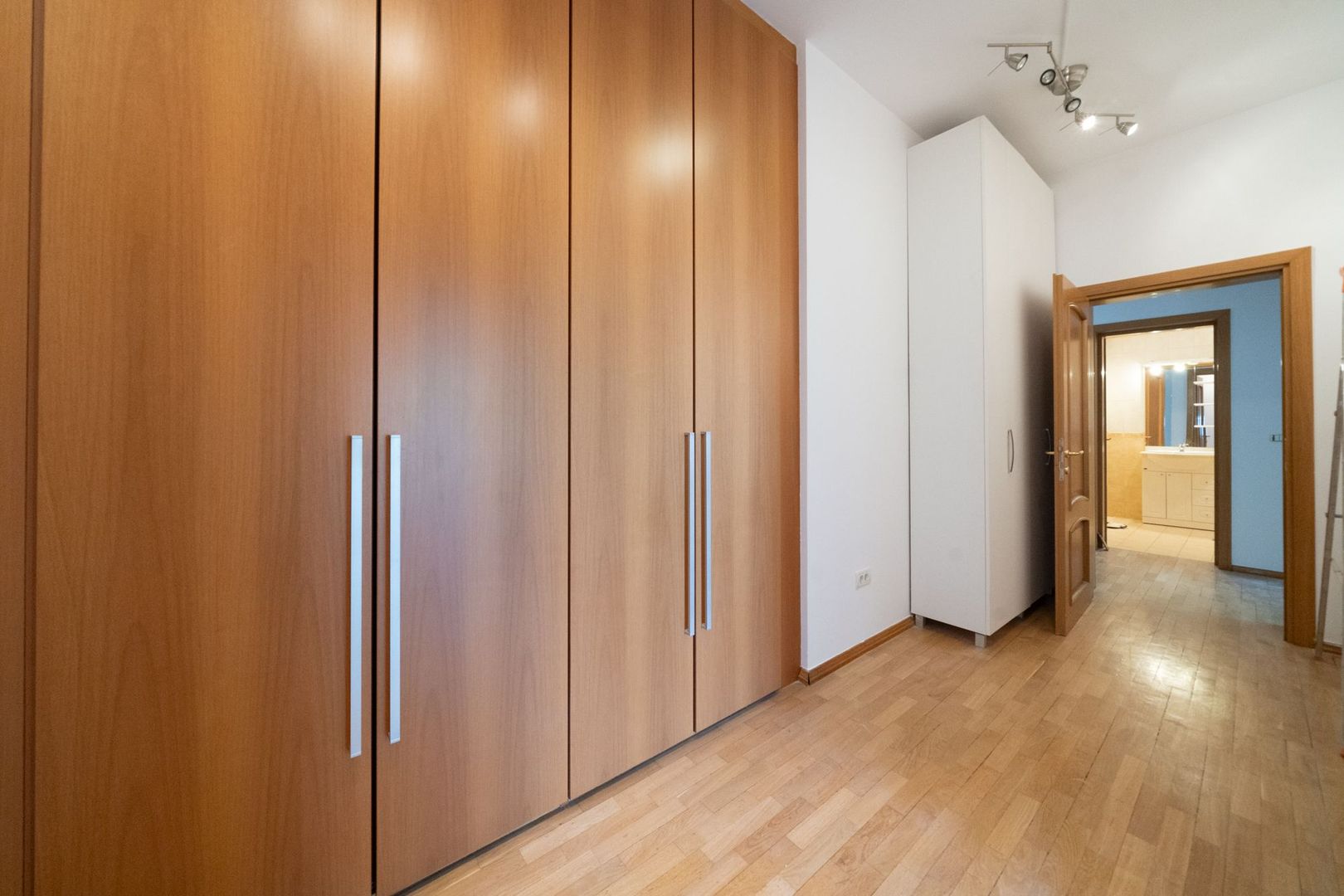 3 room Apartment for rent, Herastrau area