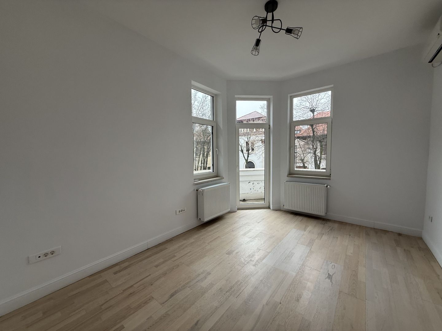 Vilă interbelică restaurată | Ultra Premium Office Villa | Dorobanți Capitale