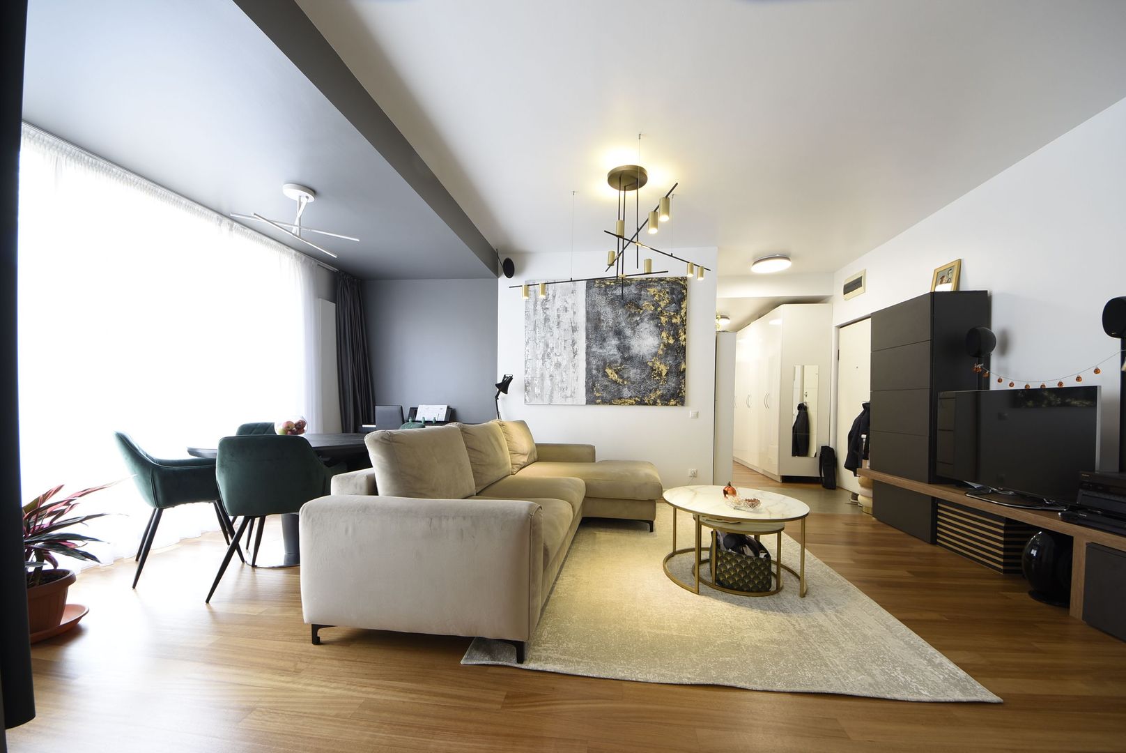 De Bianchi | Apartament cochet,luminos,loc parcare, zona Herastrau