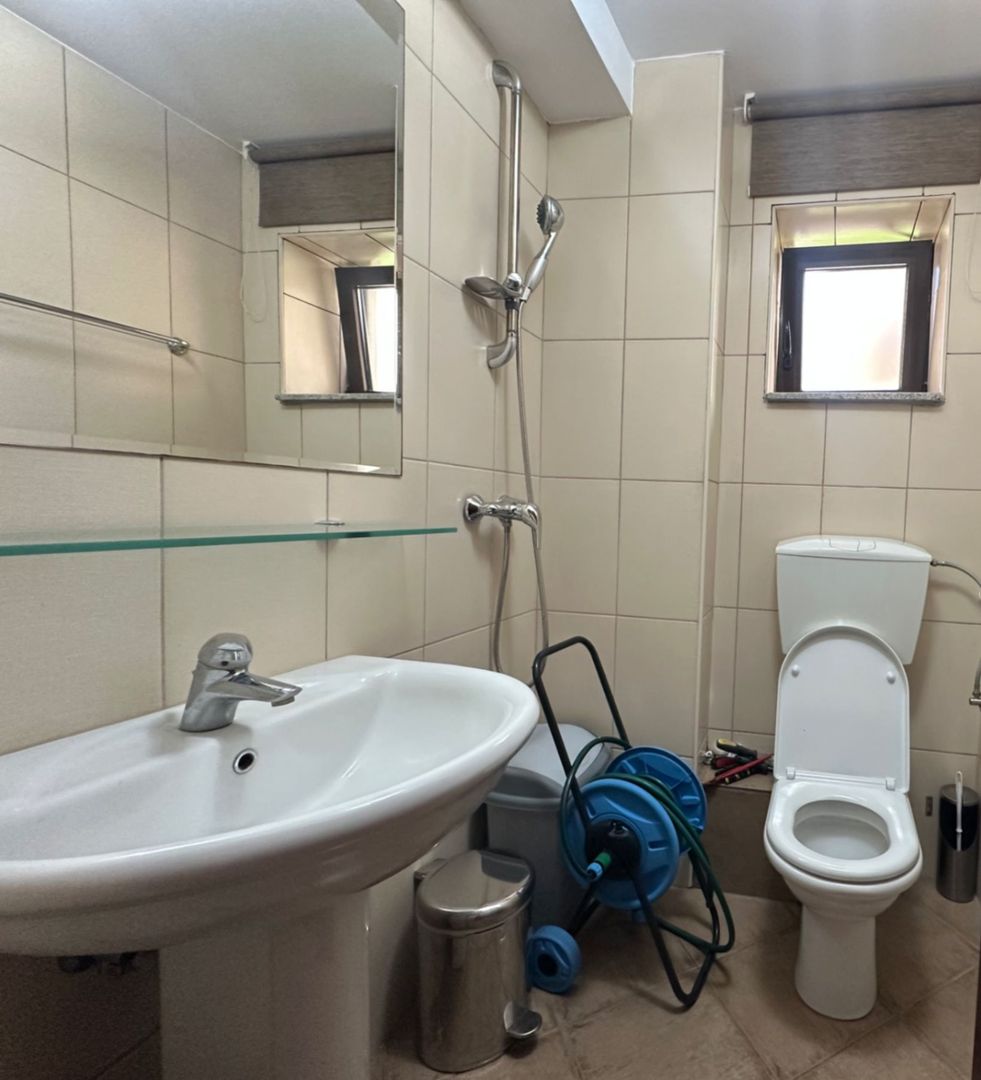 Casă / Vilă de inchiriere în zona Clucerului