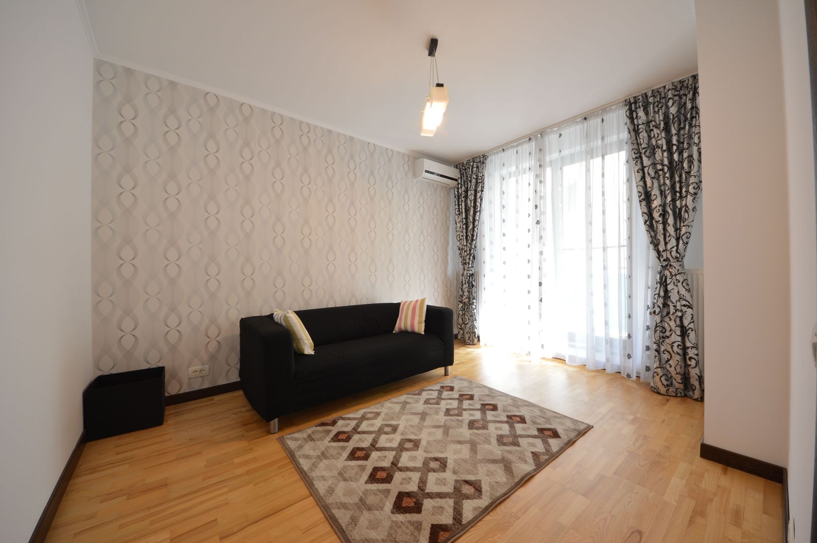 Apartament insorit,Nordului, centrala proprie,parcare
