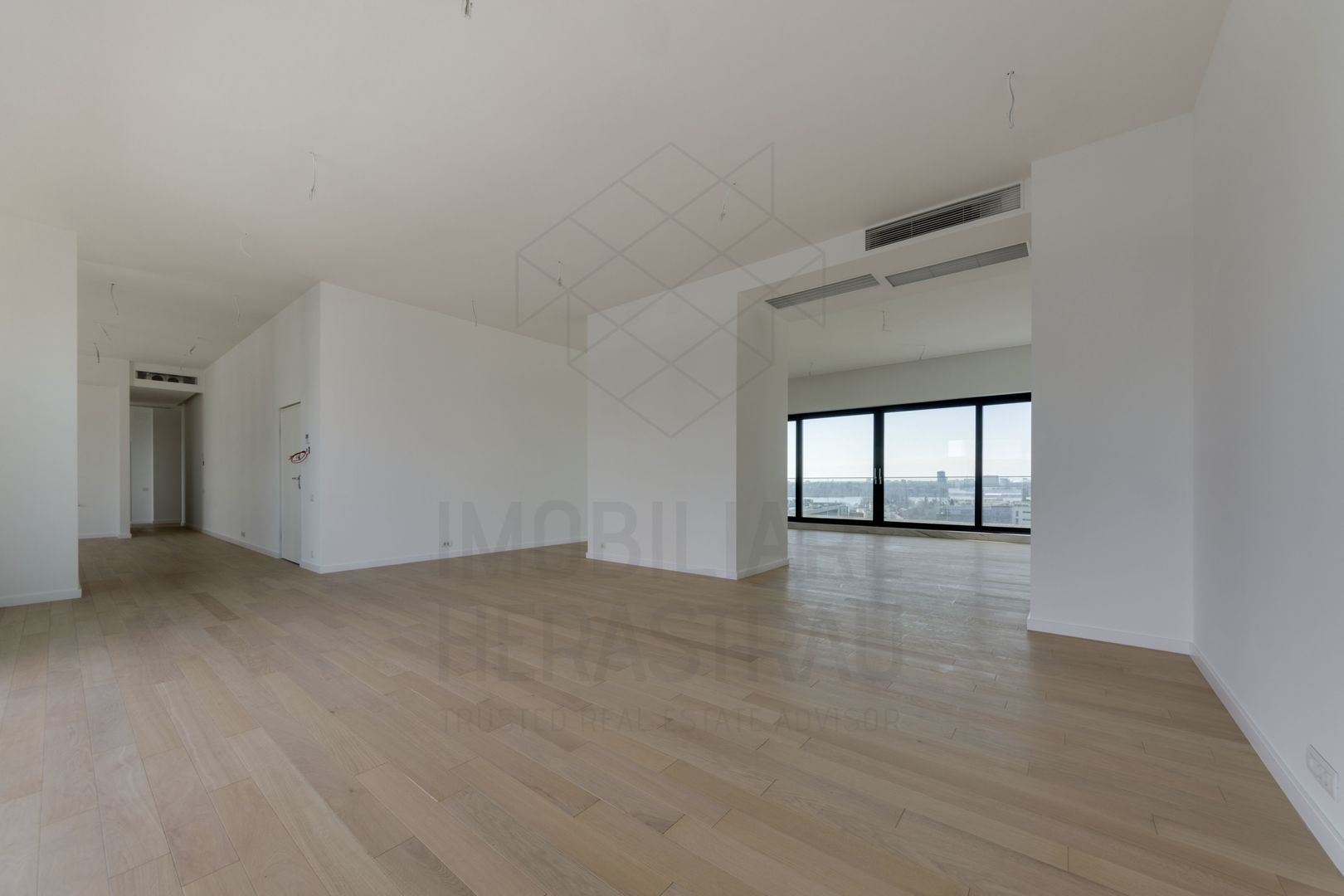 Herastrau | Luxury Penthouse | 5 rooms 2 parking spots