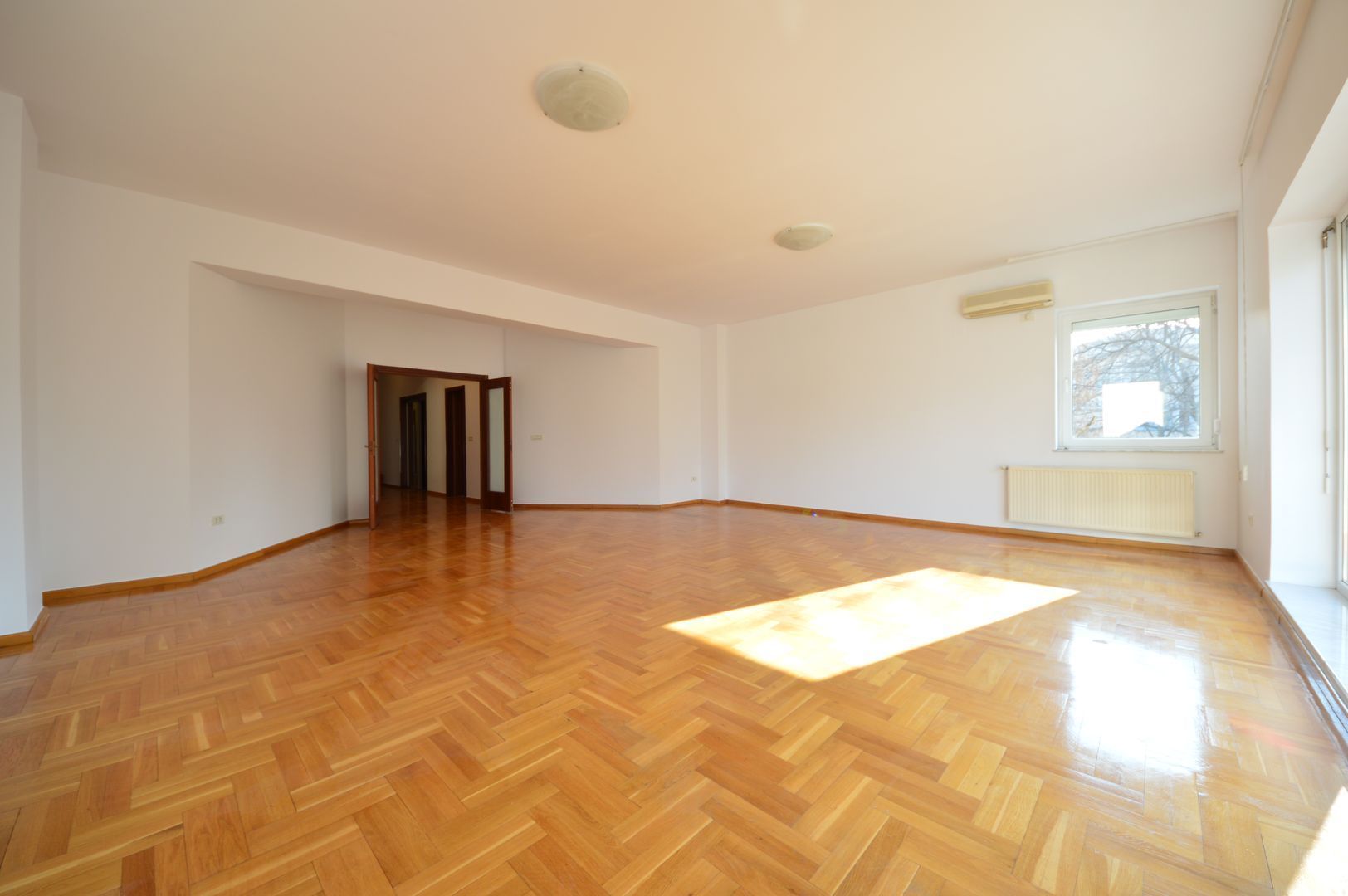 3 room Apartment for rent, Herastrau area