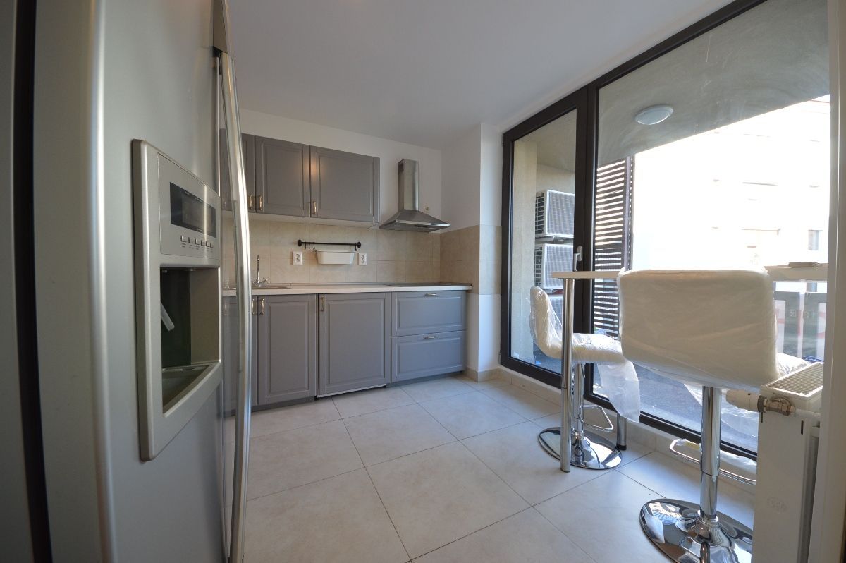 De Bianchi – apartament cochet,luminos,loc parcare, zona Herastrau