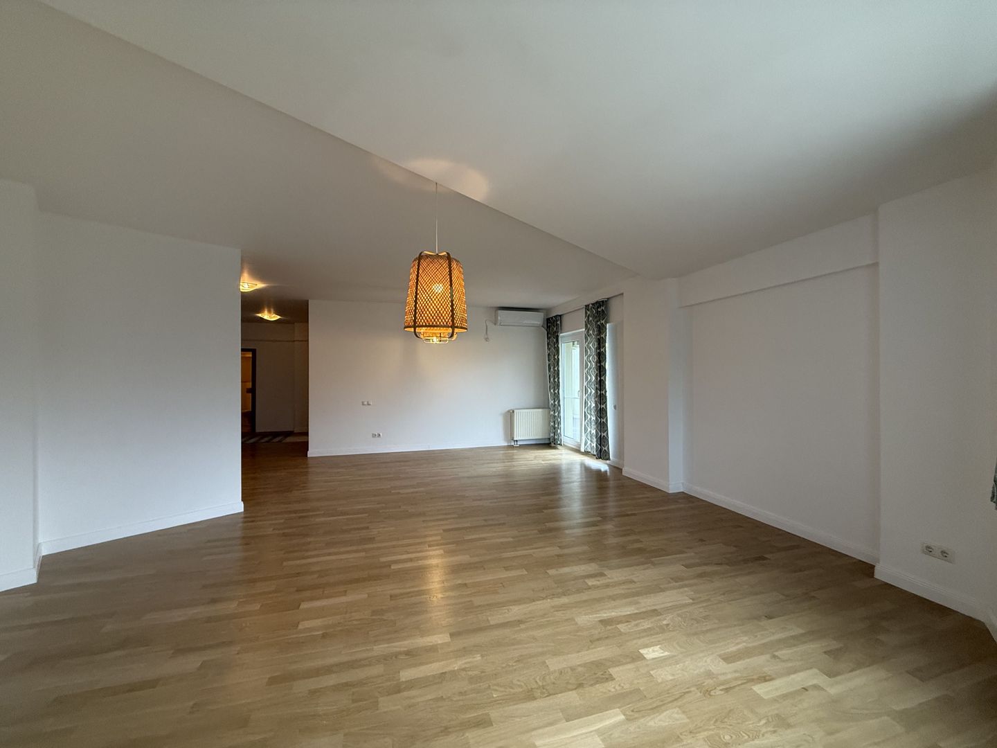 3 room Apartment for rent, Herastrau area