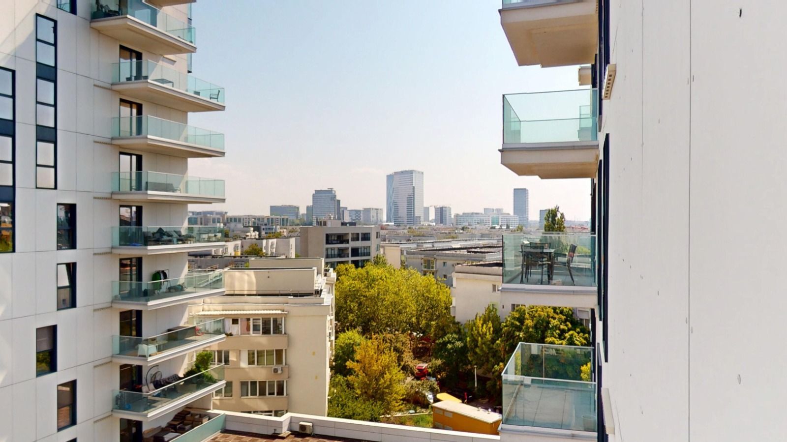 ONE Herastrau Towers | Design Apartments
