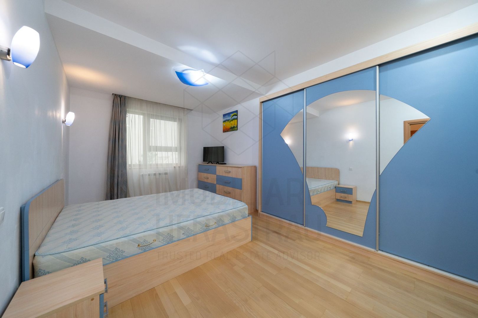 4 room Apartment for sale, Herastrau area