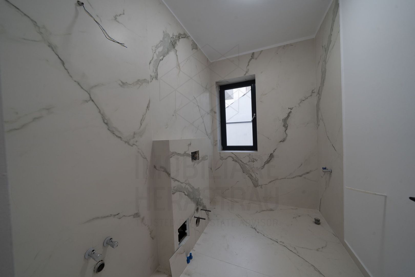 Apartament 3 camere Aviatiei | La 3 minute de metrou | Curte si gradina