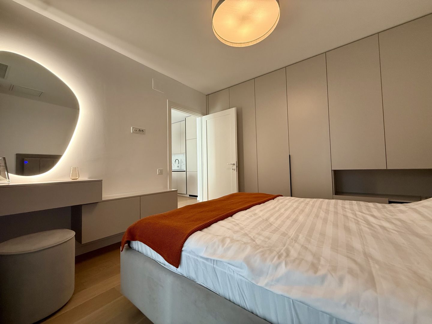 Apartament NOU cu 2 Camere – Pipera | Rond Omv | Loc de parcare