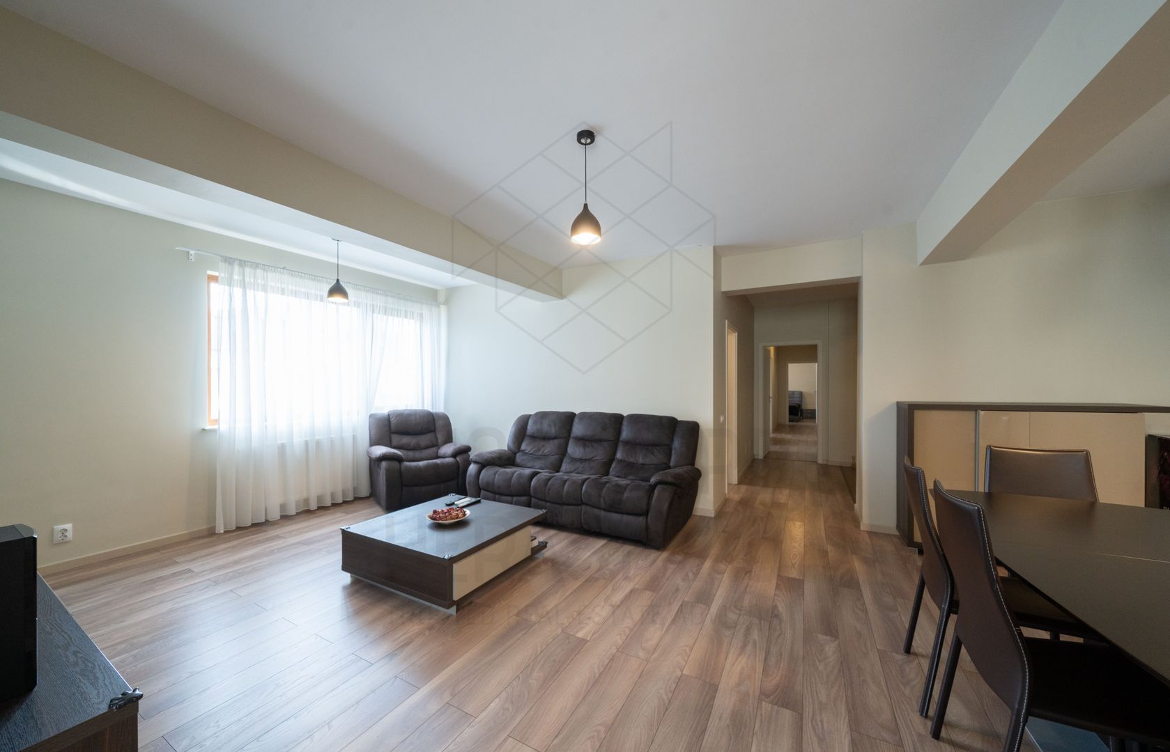 Herastrau | 4 camere, parcare si boxa | Centrala proprie