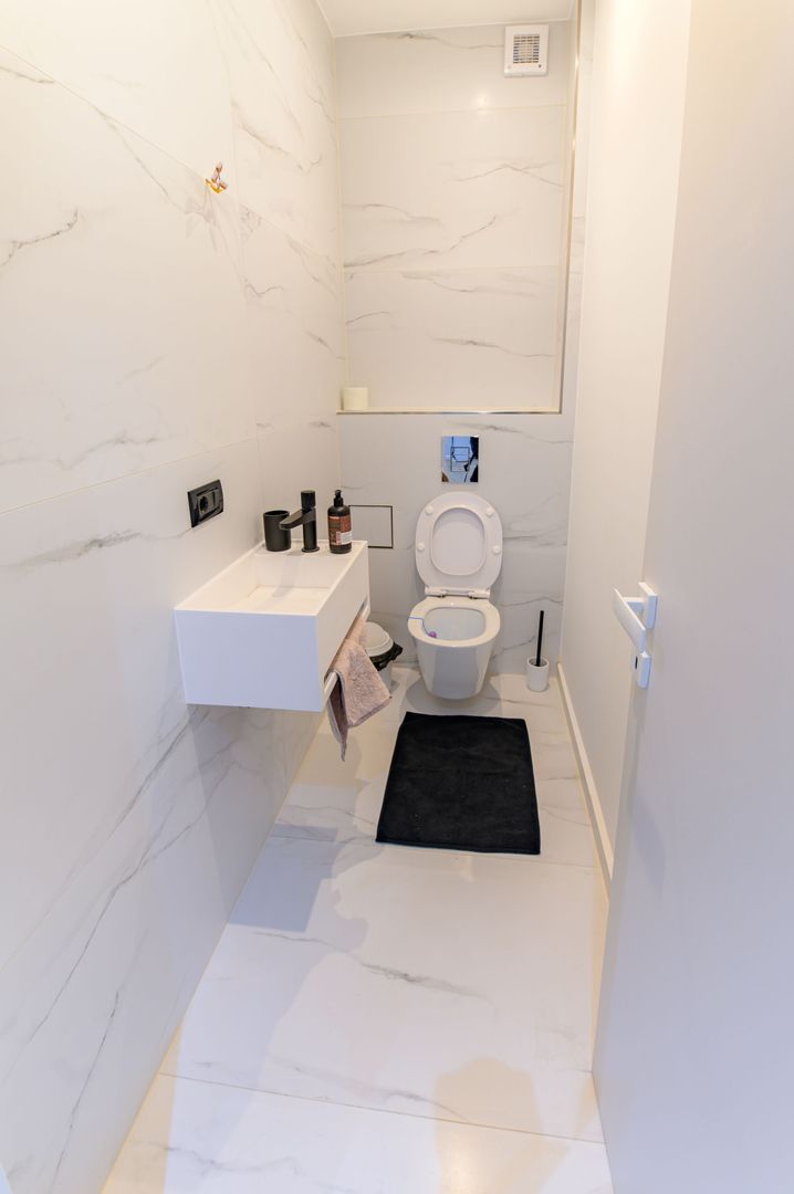 Apartament cu 4 camere de vânzare în zona Soseaua Nordului