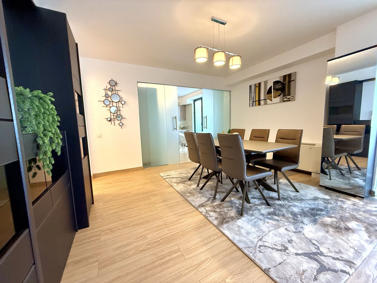 Apartament 3 Camere de inchiriat | Pipera | 2 locuri de parcare