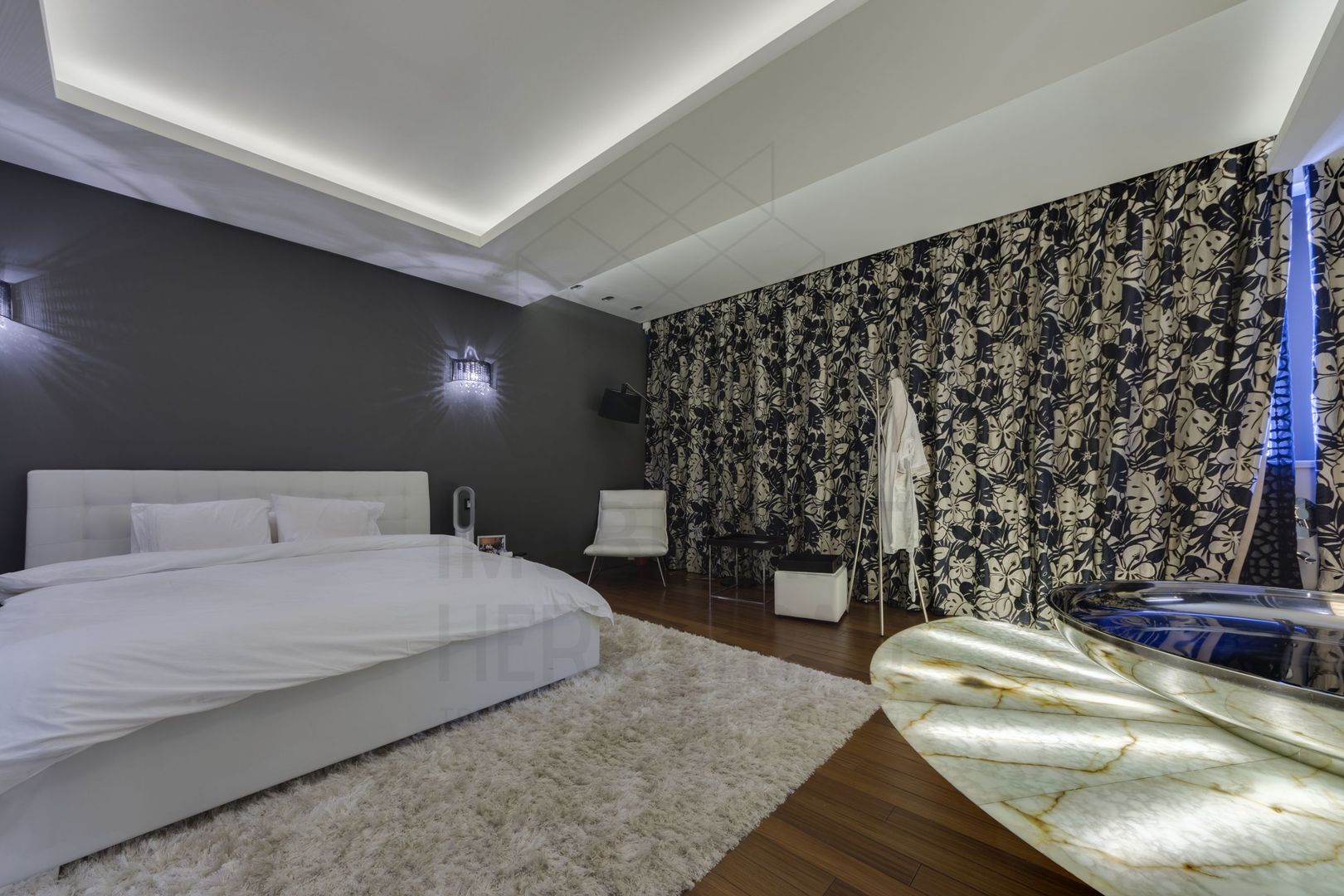 Asteria Suite | Penthouse exclusivist Herastrau | Vedere parc