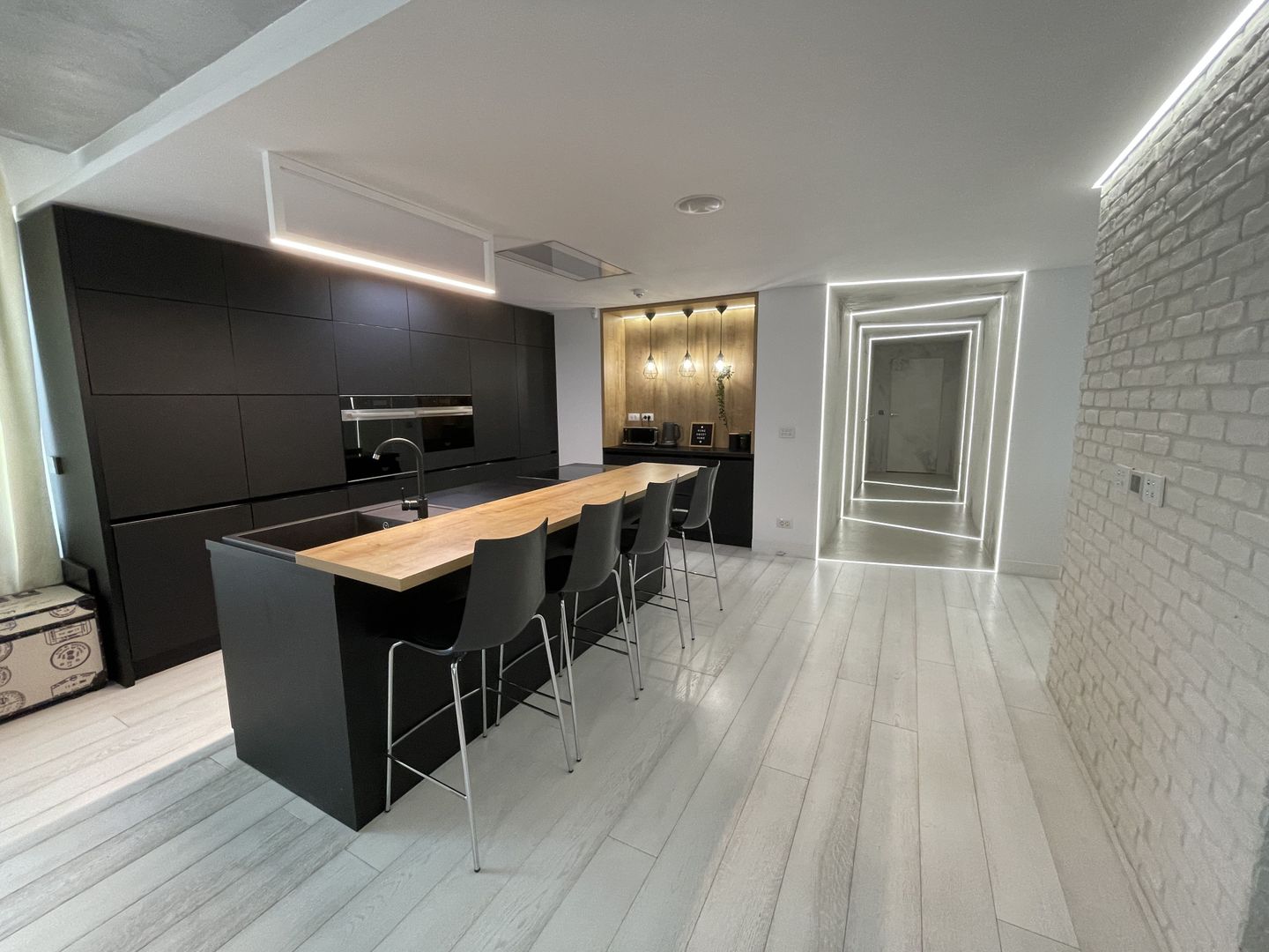 Stunning one-of-a-kind Penthouse with rooftop in Herastrau | Satul Francez