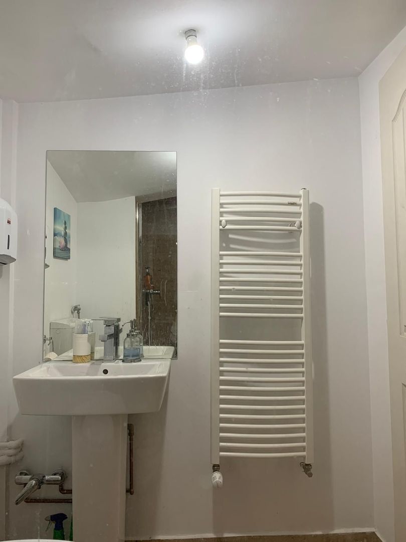 DOROBANTI | Birou creativ în vilă interbelică
