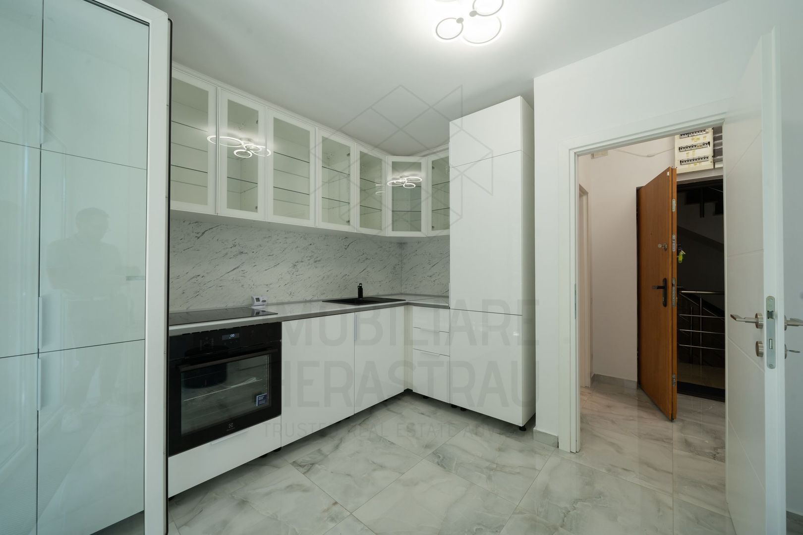 Herastrau /Parter / gradina  80mp