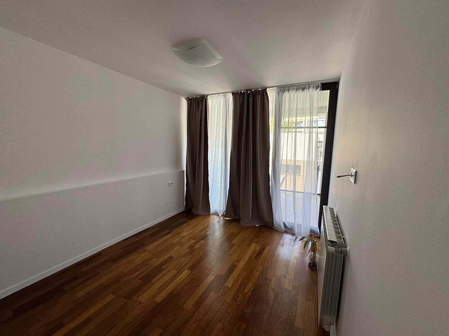 Herăstrău | Inchiriere 3 camere | parcare | boxă