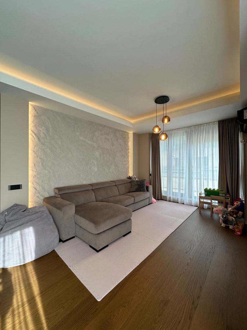 Penthouse spectaculos cu 3 dormitoare și terasă de 250 mp | Zona Herăstrău
