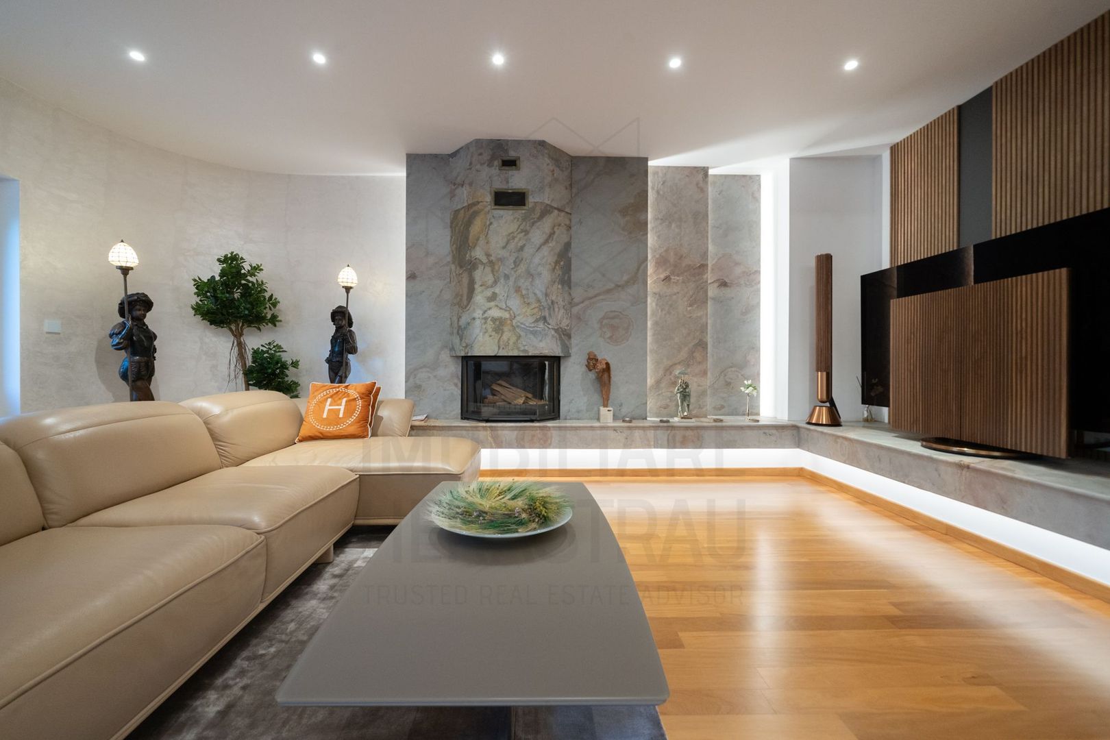 Villa for sale | Dorobanti | Charles de Gaulle Plaza