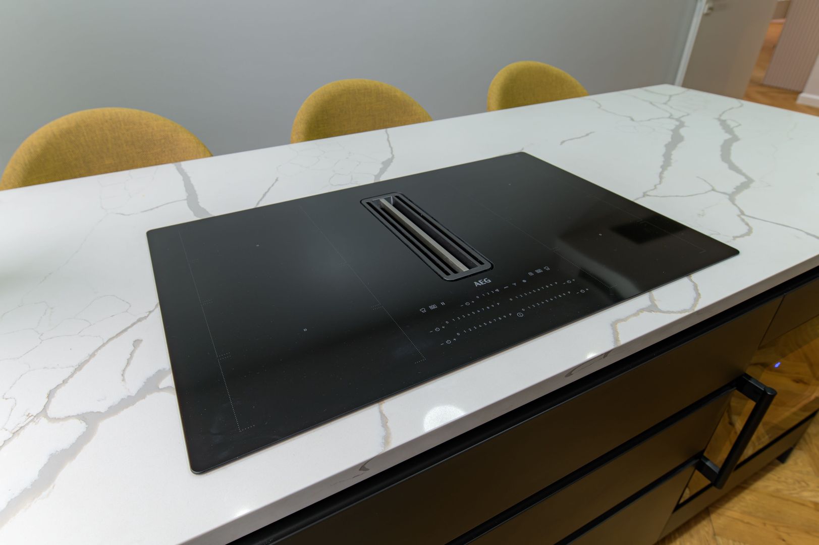 Apartament cu 4 camere de vânzare în zona Soseaua Nordului