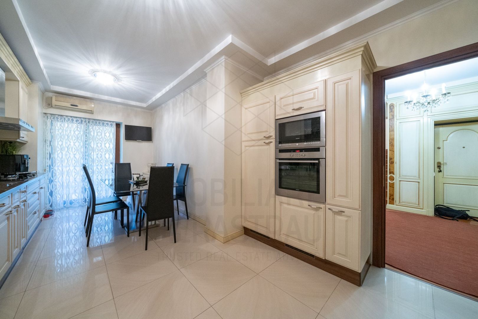 2 room Apartment for rent, Herastrau area