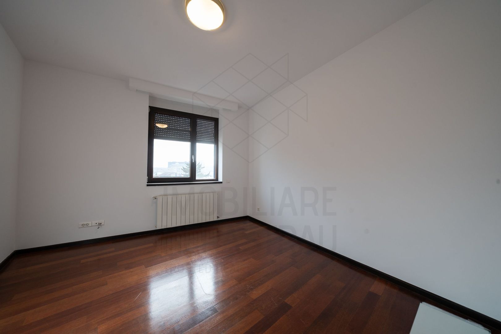 4 room Apartment for rent, Capitale area