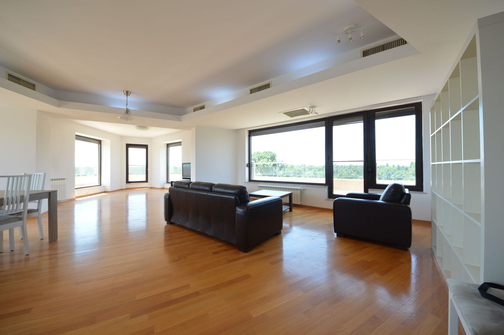 5 room Apartment, Herastrau area