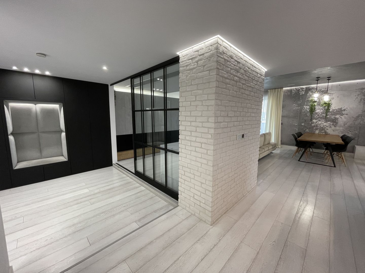 Stunning one-of-a-kind Penthouse with rooftop in Herastrau | Satul Francez