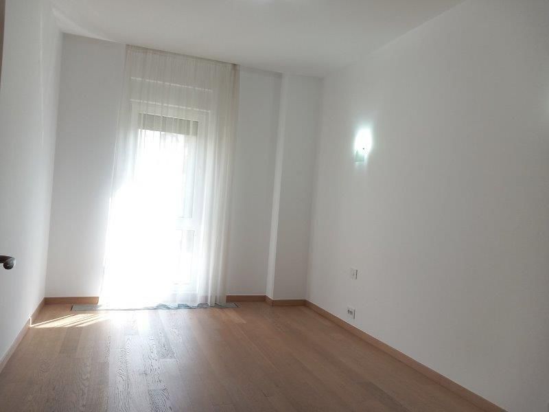 4 room Apartment for rent, Aviatorilor area