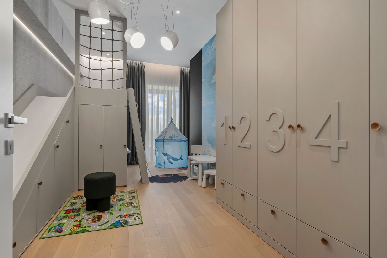 Penthouse spectaculos cu 4 dormitoare în One Verdi Park