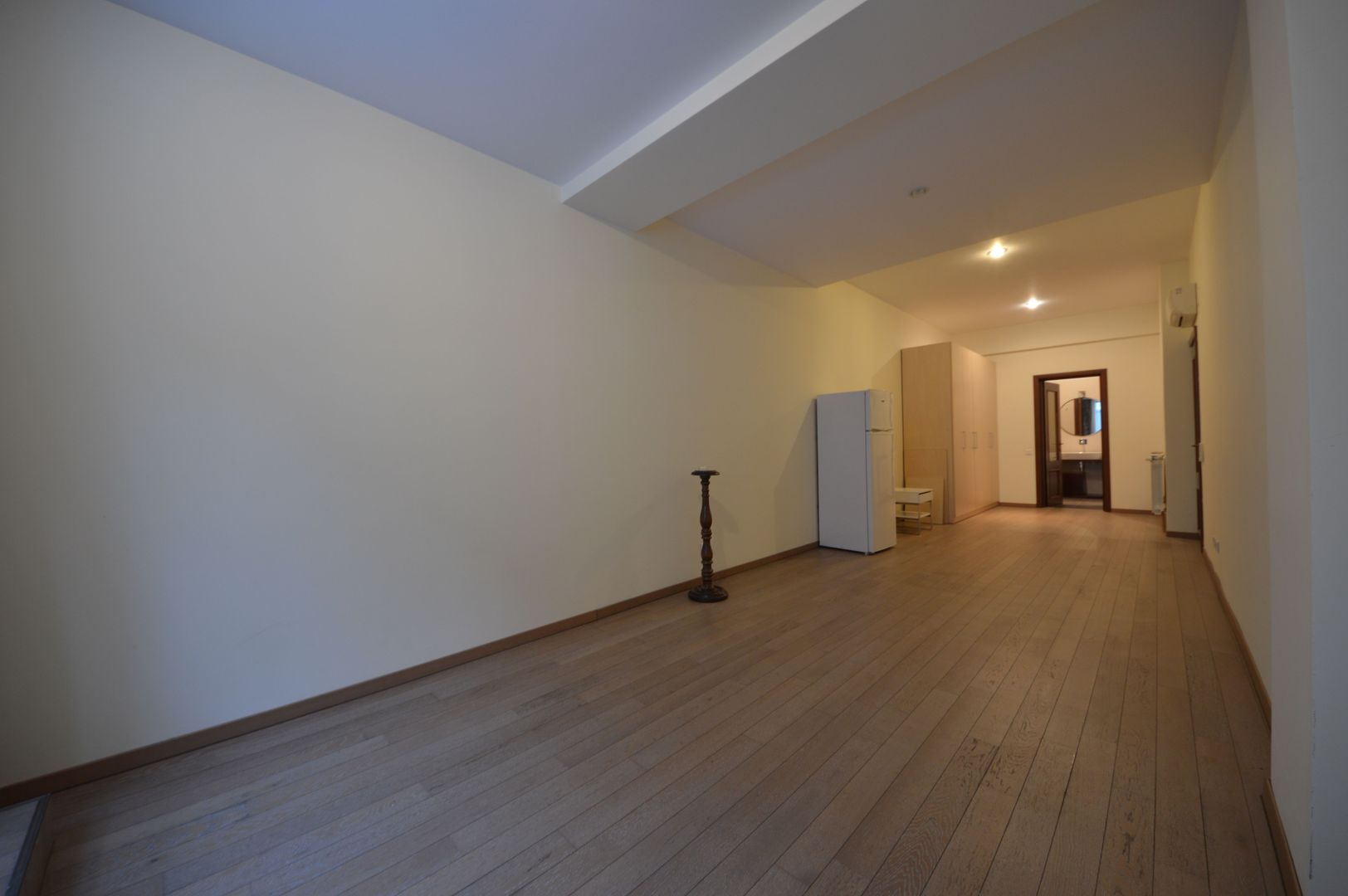 Takayama House – Duplex 5 camere Herastrau-Nordului,curte proprie!