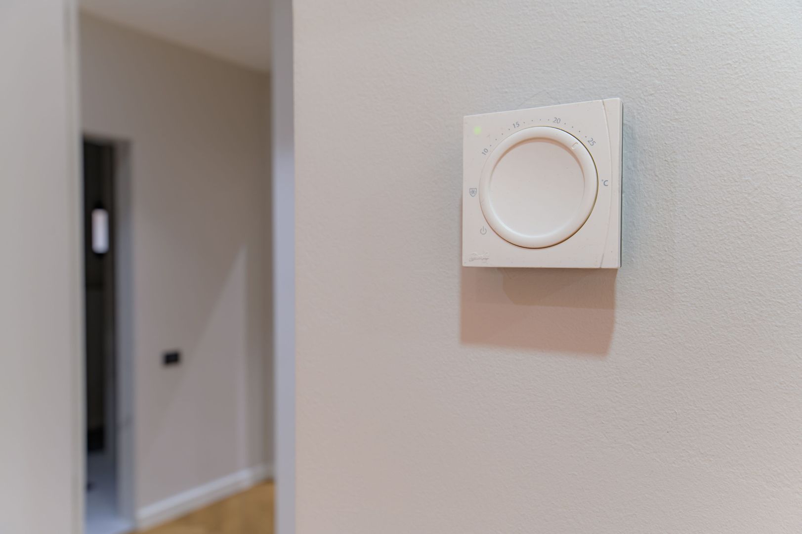 Apartament cu 4 camere de vânzare în zona Soseaua Nordului