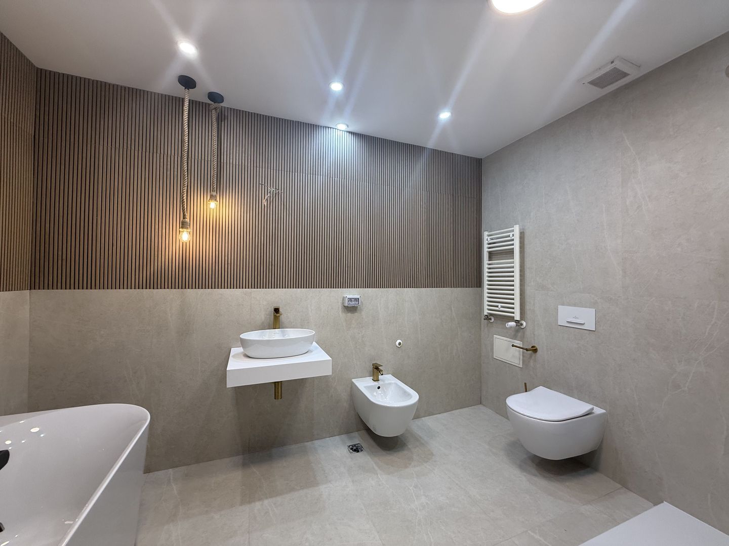 Primăverii | M Eliade | 3 camere spațioase 2 parcari