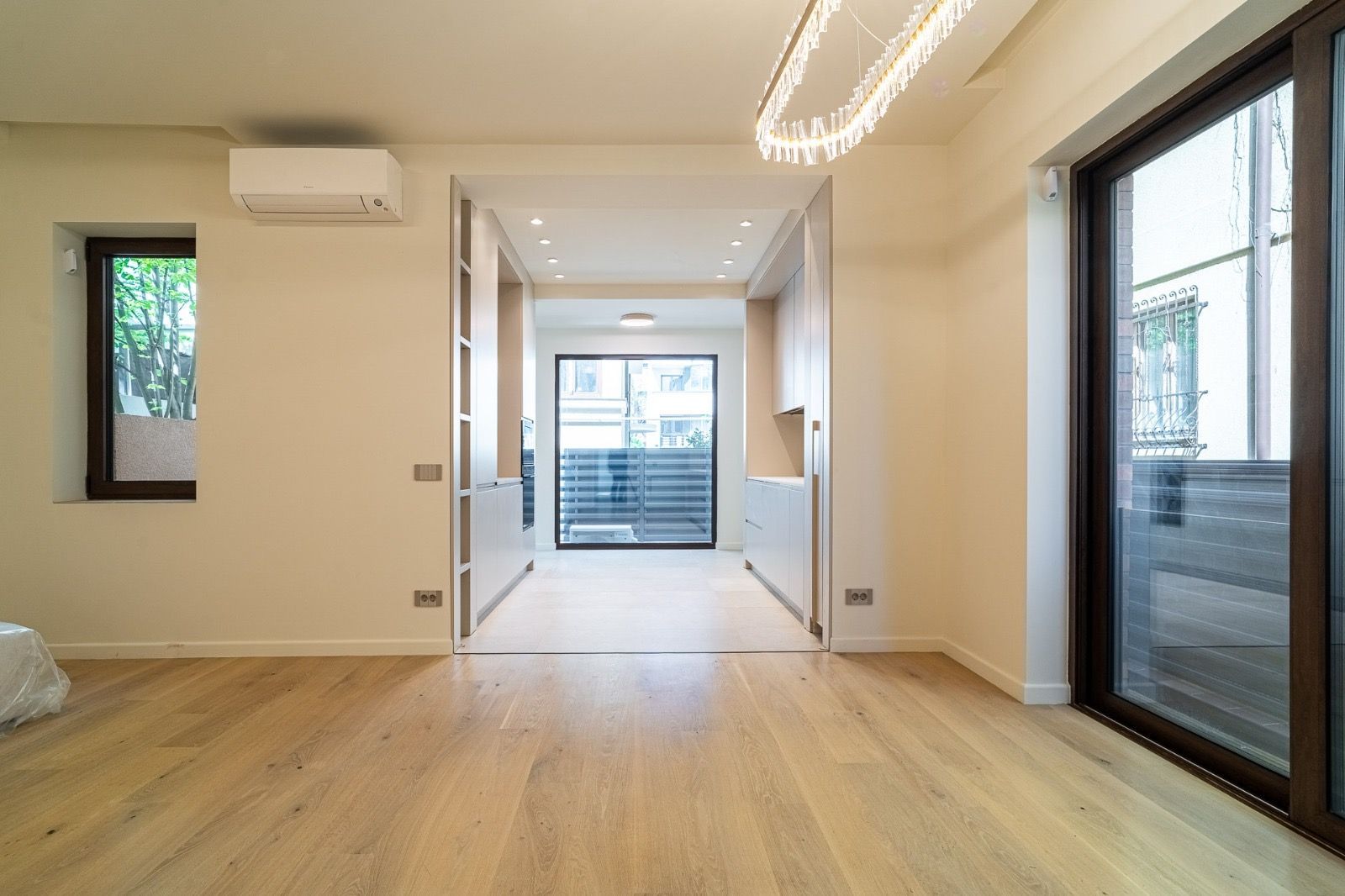 Vila de Excepție în Dorobanti | Eleganță Clasică, Design Contemporan