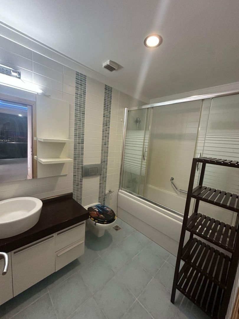 Apartament cu 2 camere de vânzare în zona Barbu Vacarescu