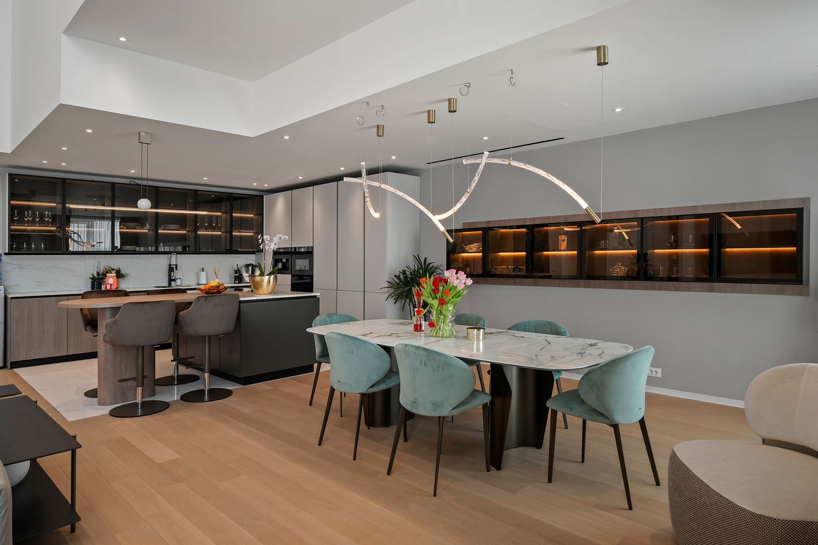 Penthouse spectaculos cu 4 dormitoare în One Verdi Park