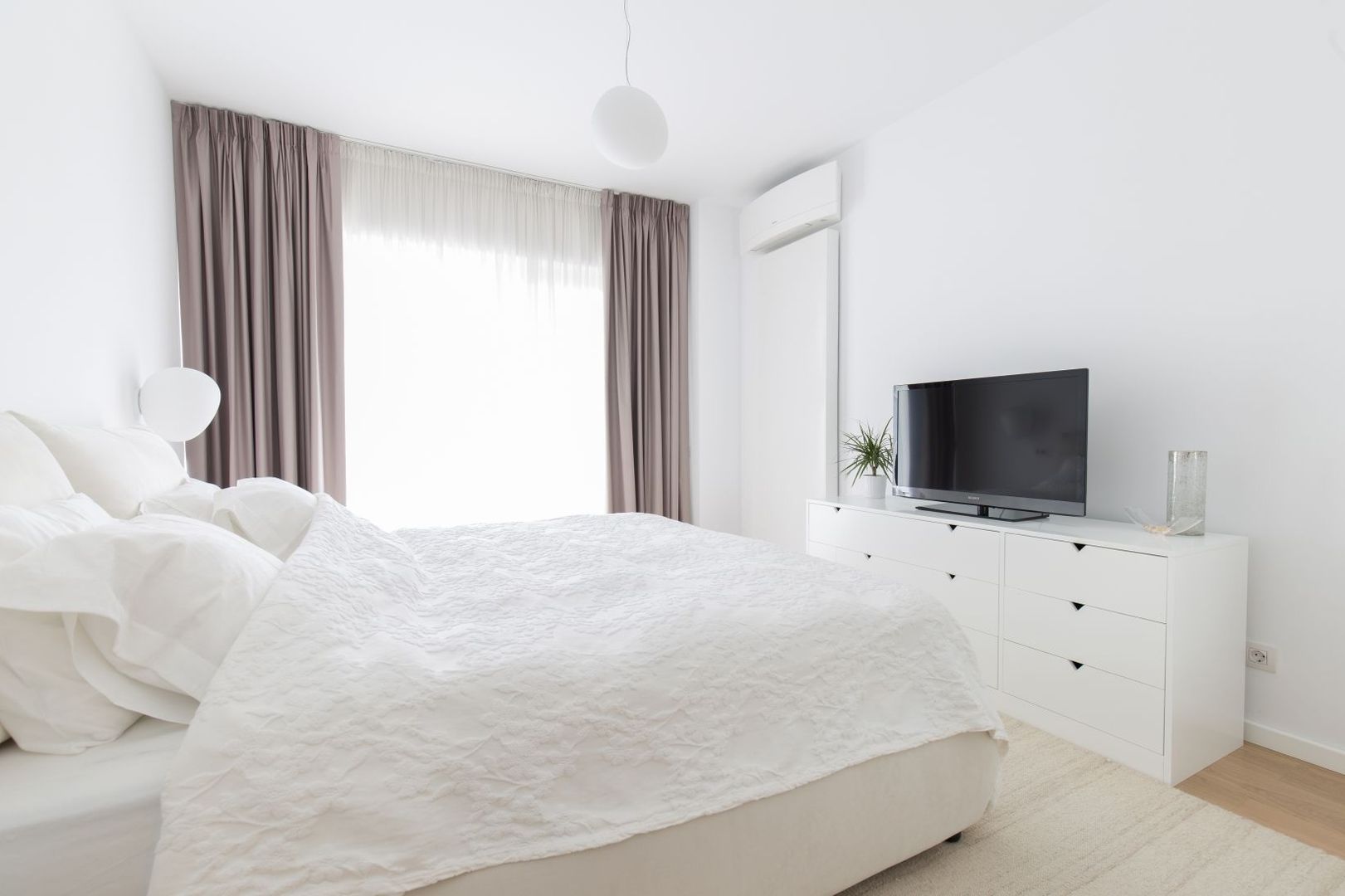 Luxury two bedroom for rent on Nordului street