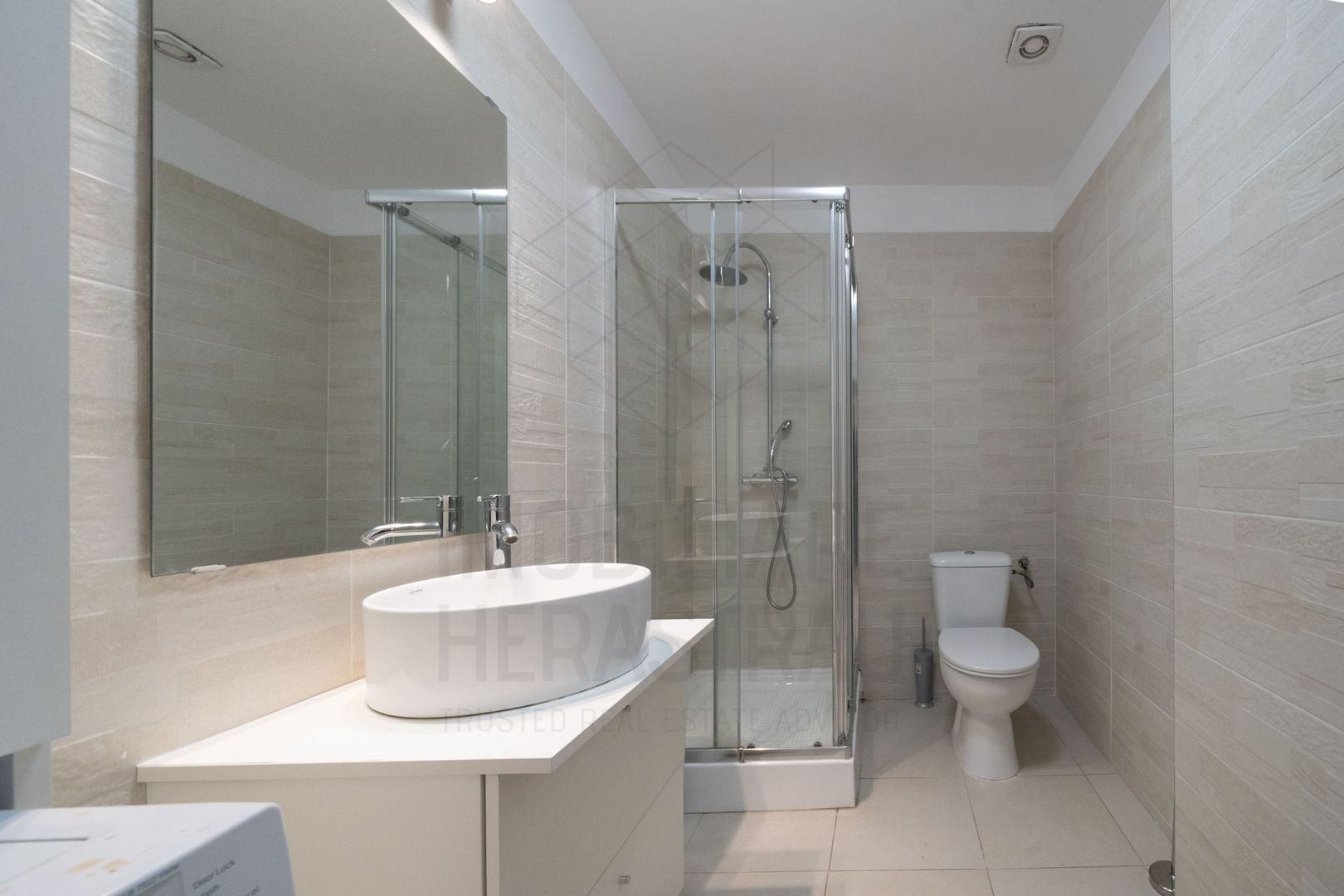 4 camere superbe in prima linie Parc Herastrau