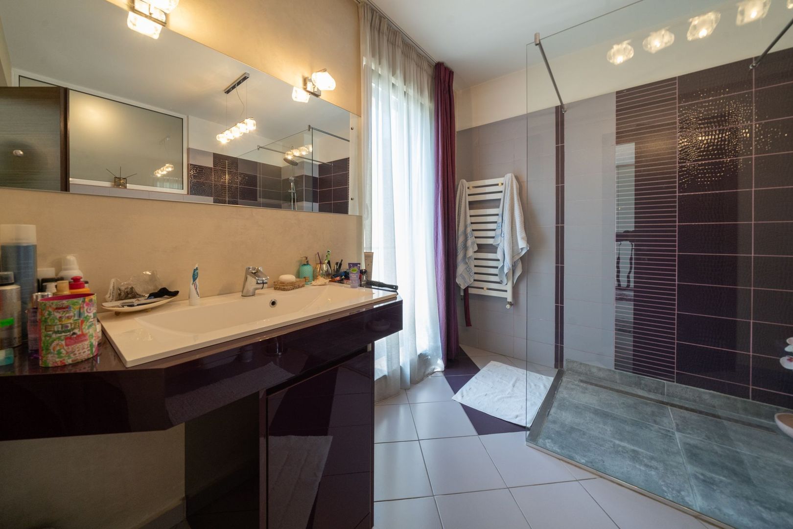 Vila Duplex Titan | Codrii Neamțului | Lângă Parc Titanel