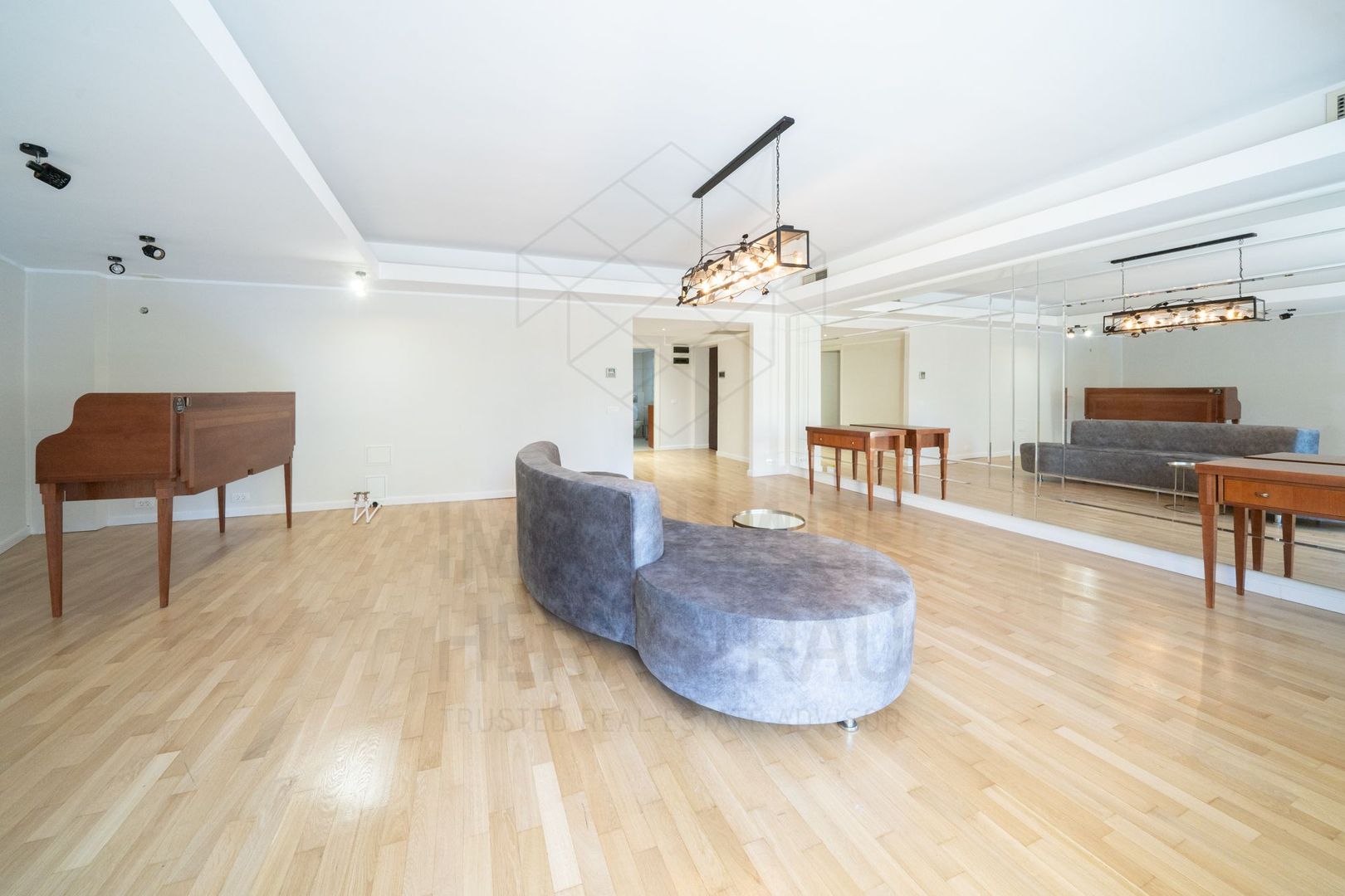 3 room Apartment for sale, Herastrau area