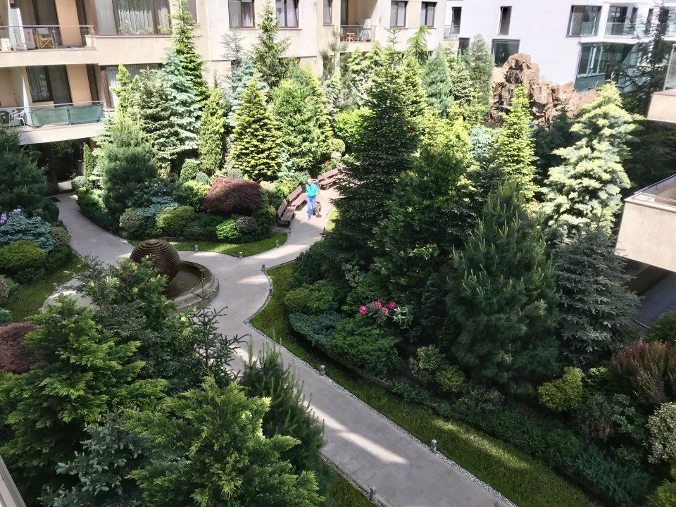 2 camere spre inchiriere in North Area Lake View