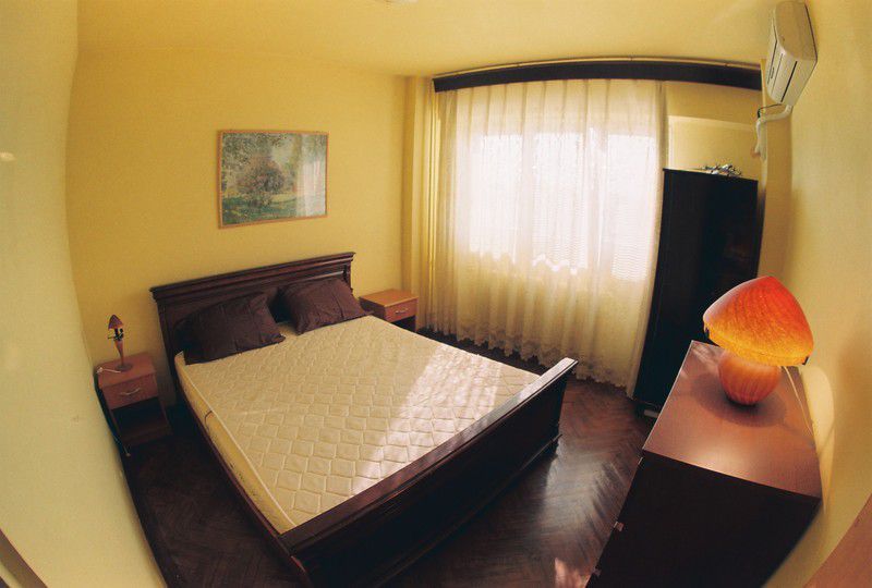 B-dul Titulescu apartament 3 camere.
