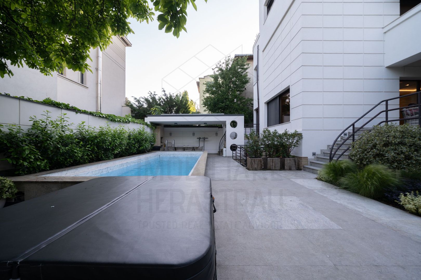 Villa for sale | Dorobanti | Charles de Gaulle Plaza