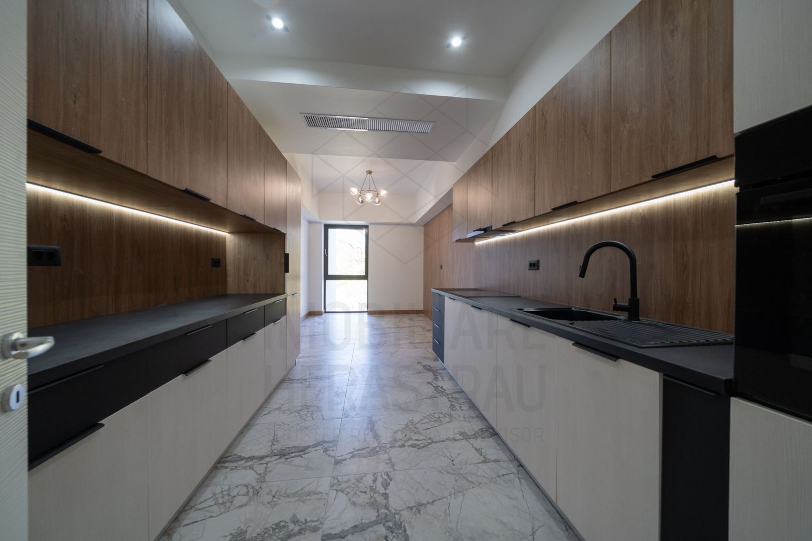 Elatra Suite | Superb apartament cu 4 camere de vanzare in zona Herastrau